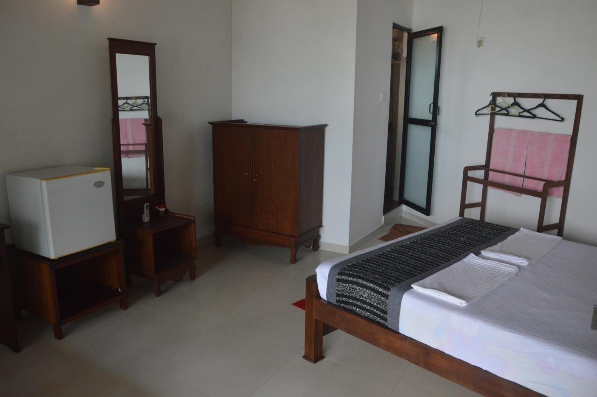 ホテル Weligama Bay View エクステリア 写真