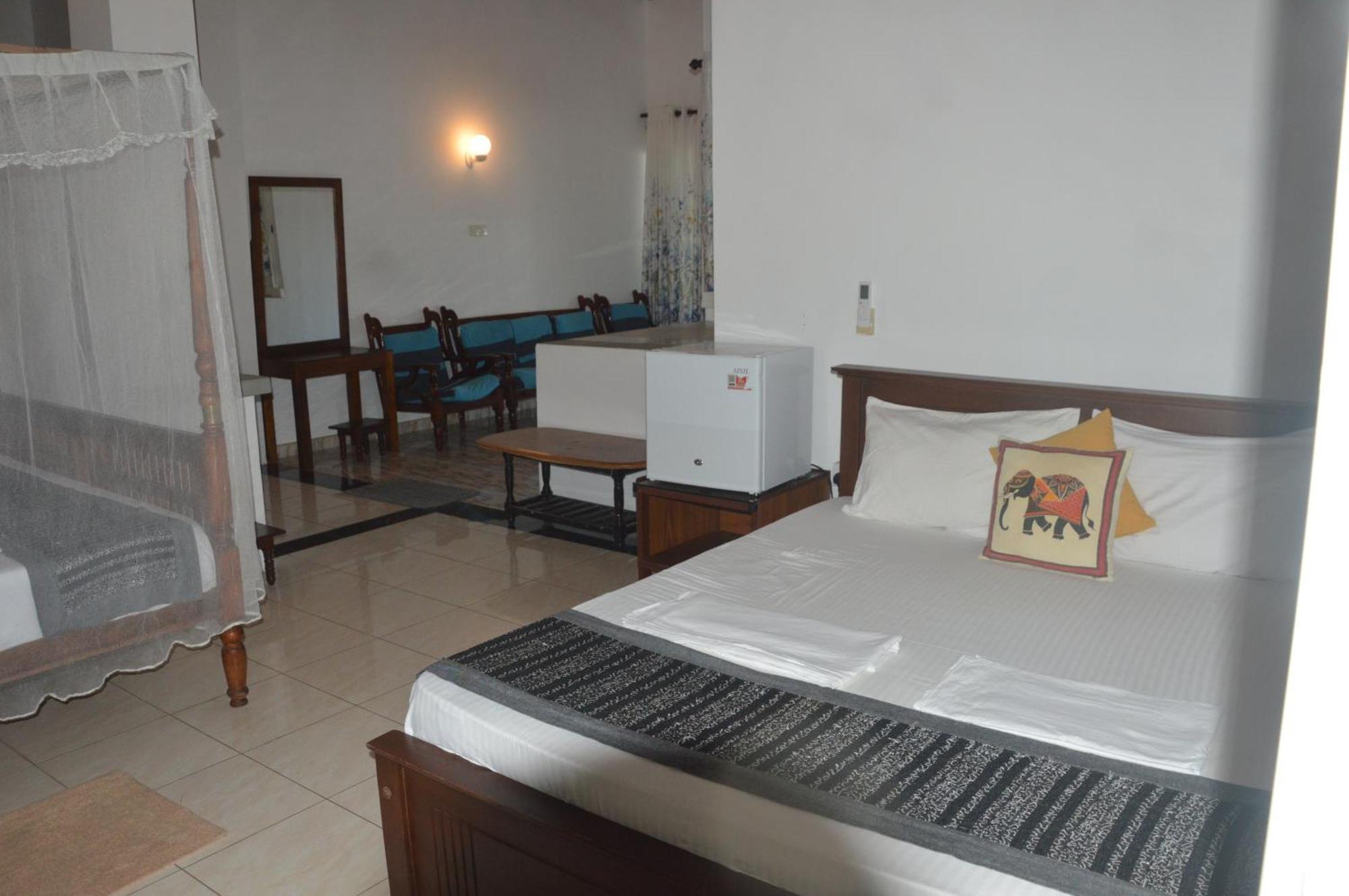 ホテル Weligama Bay View エクステリア 写真